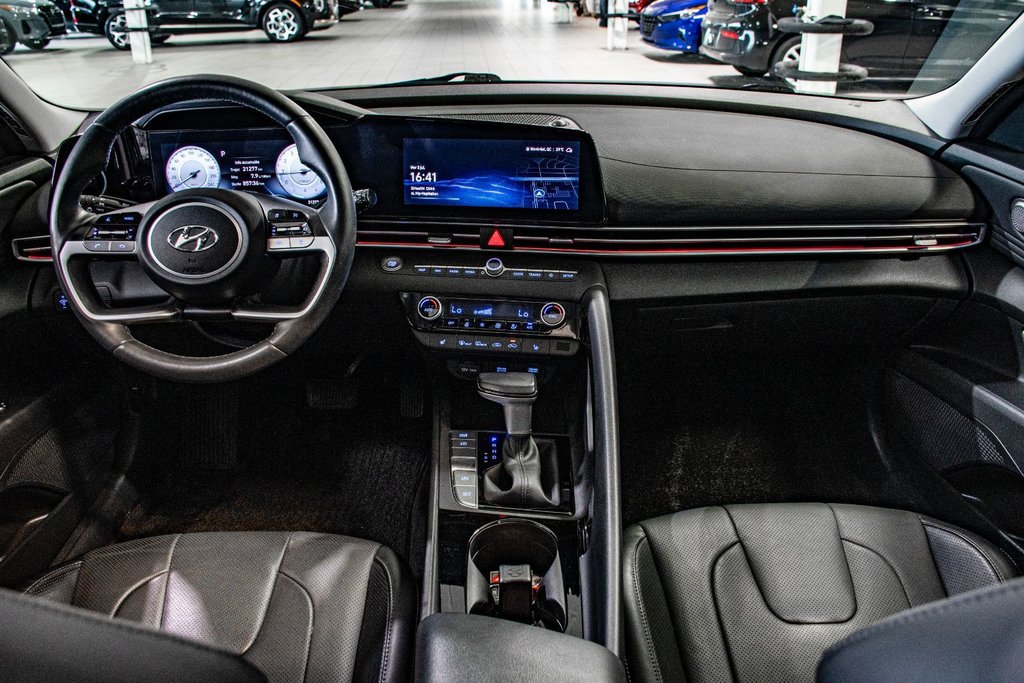 Hyundai Elantra LUXURY TOIT NAVIGATION BOSE CUIR CARPLAY MAG 17 2023 à Montréal, Québec - 5 - w1024h768px