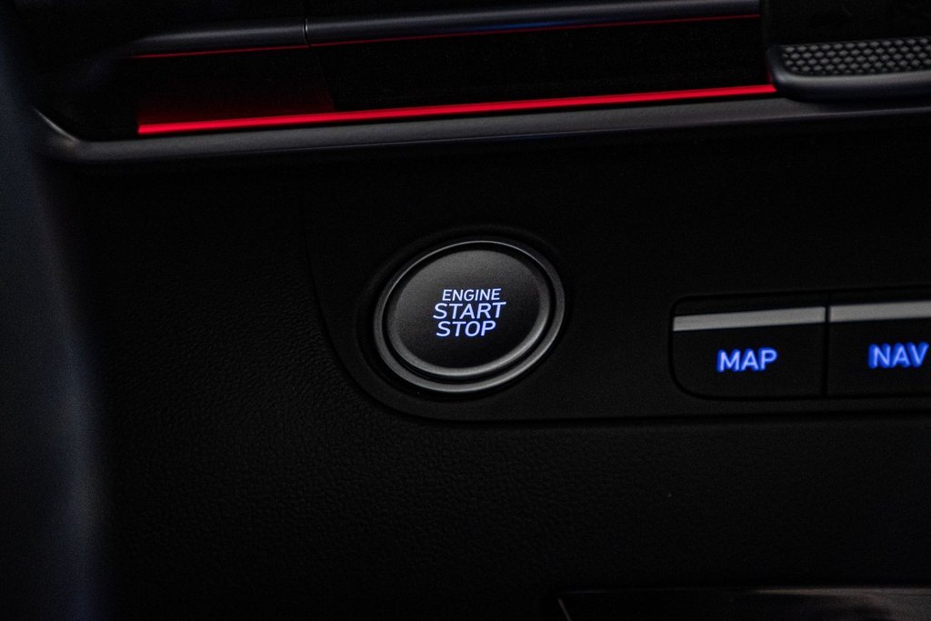 Hyundai Elantra LUXURY TOIT NAVIGATION BOSE CUIR CARPLAY MAG 17 2023 à Montréal, Québec - 28 - w1024h768px
