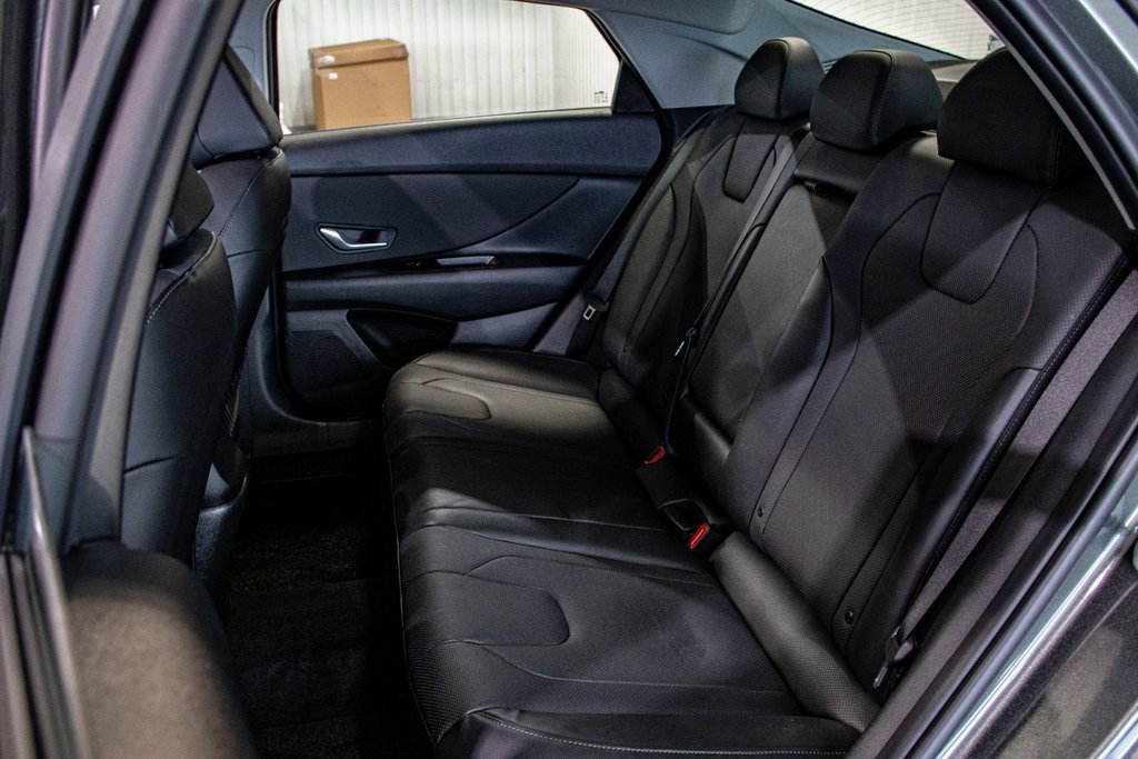 Hyundai Elantra LUXURY TOIT NAVIGATION BOSE CUIR CARPLAY MAG 17 2023 à Montréal, Québec - 21 - w1024h768px
