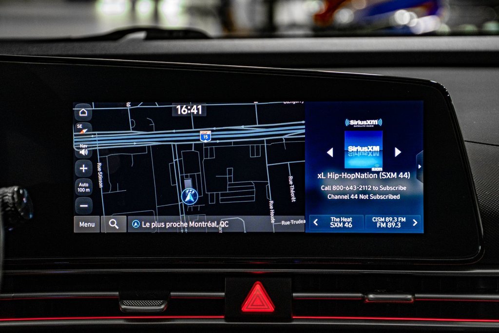 Hyundai Elantra LUXURY TOIT NAVIGATION BOSE CUIR CARPLAY MAG 17 2023 à Montréal, Québec - 25 - w1024h768px
