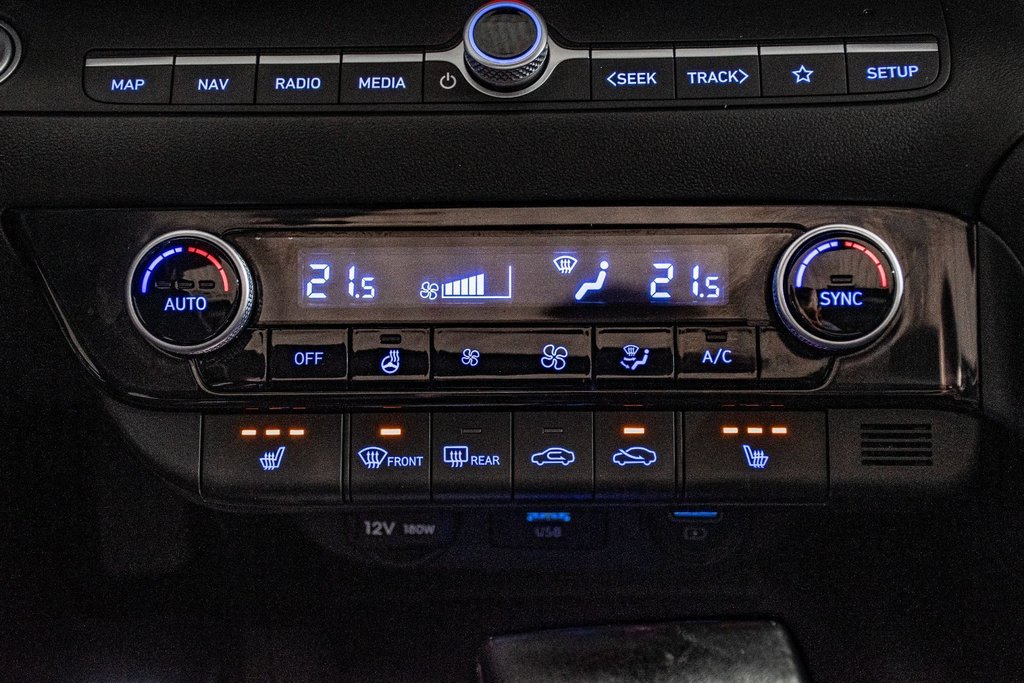 2023 Hyundai Elantra PREFERRED TECH TOIT OUVRANT VOLANT CHAUFFANTS CAM in Montréal, Quebec - 30 - w1024h768px