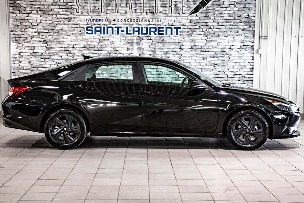 2023 Hyundai Elantra PREFERRED TECH TOIT OUVRANT VOLANT CHAUFFANTS CAM in Montréal, Quebec - 9 - w1024h768px