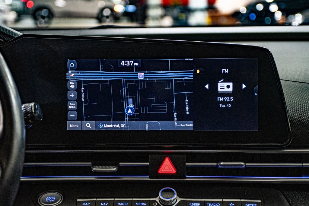 2023 Hyundai Elantra PREFERRED TECH TOIT OUVRANT VOLANT CHAUFFANTS CAM in Montréal, Quebec - 24 - w1024h768px