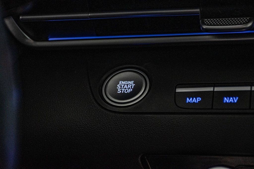 2023 Hyundai Elantra PREFERRED TECH TOIT OUVRANT VOLANT CHAUFFANTS CAM in Montréal, Quebec - 29 - w1024h768px