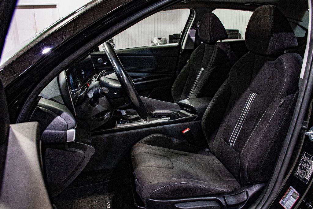 2023 Hyundai Elantra PREFERRED TECH TOIT OUVRANT VOLANT CHAUFFANTS CAM in Montréal, Quebec - 21 - w1024h768px