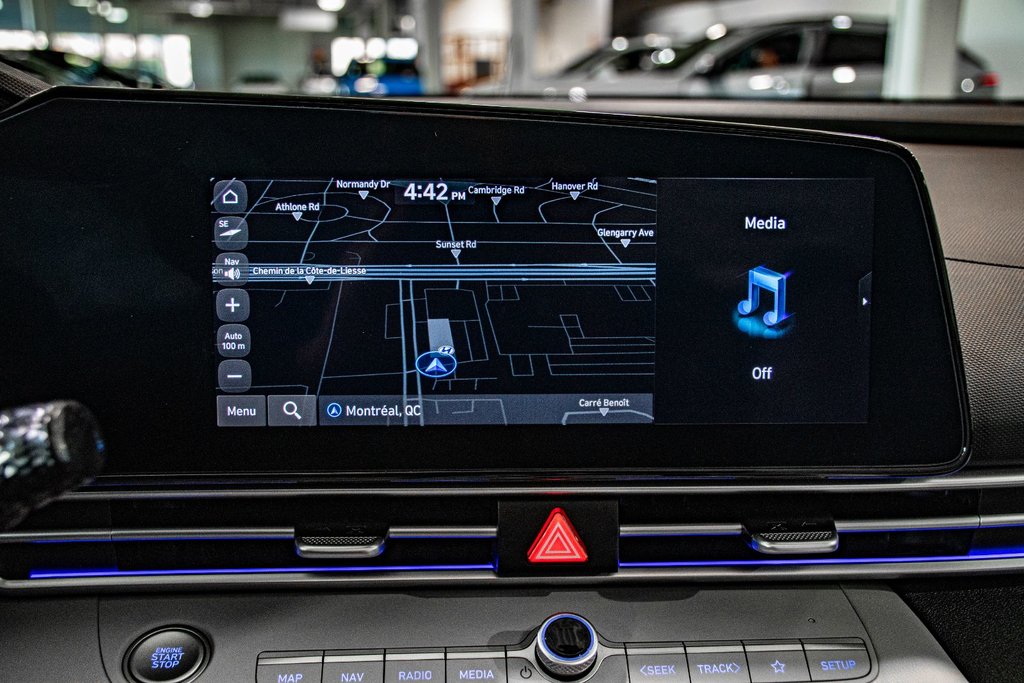 2023 Hyundai Elantra LUXURY TOIT NAVIGATION BOSE CUIR CARPLAY MAG 17 in Montréal, Quebec - 23 - w1024h768px
