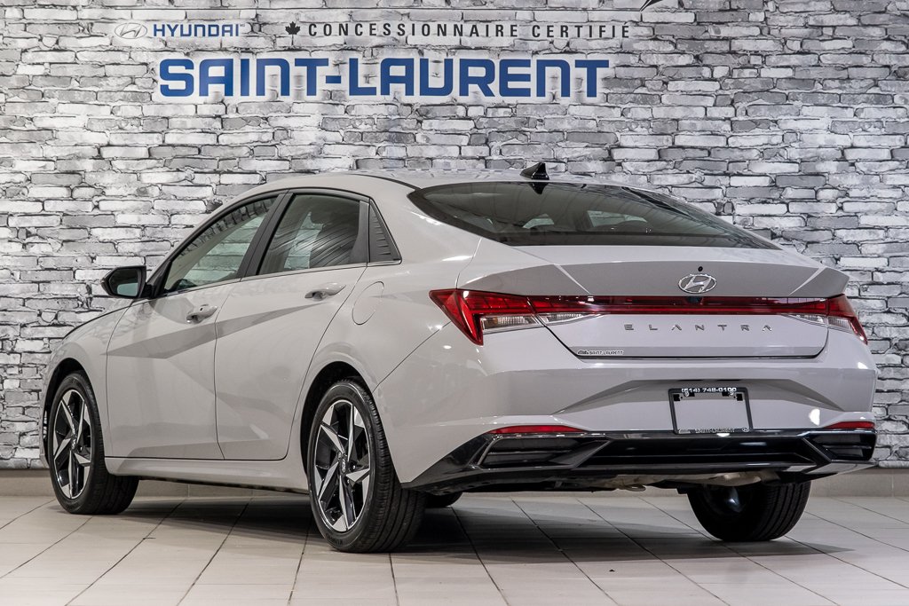 Hyundai Elantra LUXURY TOIT NAVIGATION BOSE CUIR CARPLAY MAG 17 2023 à Montréal, Québec - 4 - w1024h768px
