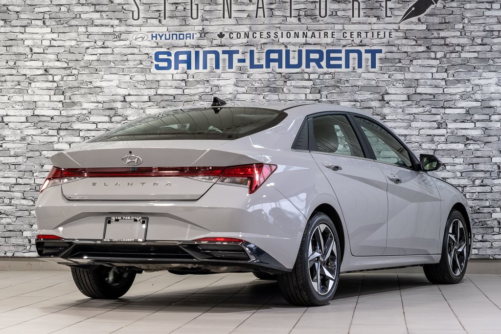 Hyundai Elantra LUXURY TOIT NAVIGATION BOSE CUIR CARPLAY MAG 17 2023 à Montréal, Québec - 14 - w1024h768px