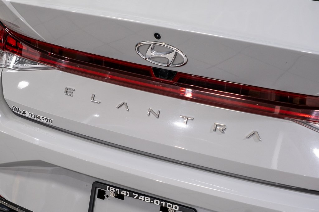 Hyundai Elantra LUXURY TOIT NAVIGATION BOSE CUIR CARPLAY MAG 17 2023 à Montréal, Québec - 13 - w1024h768px