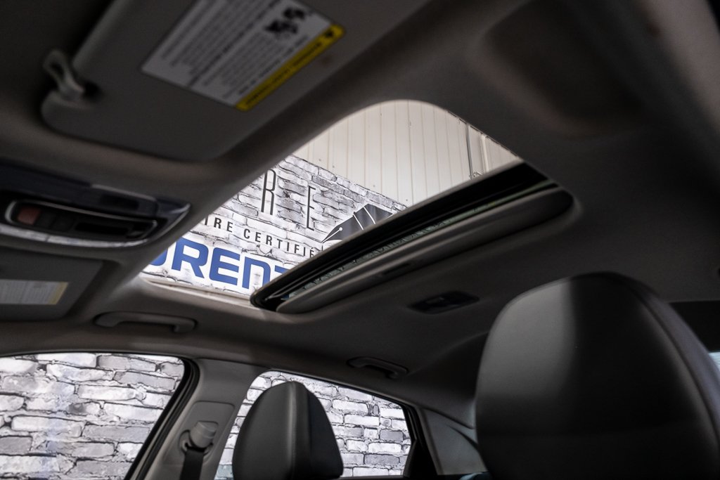 Hyundai Elantra LUXURY TOIT NAVIGATION BOSE CUIR CARPLAY MAG 17 2023 à Montréal, Québec - 8 - w1024h768px