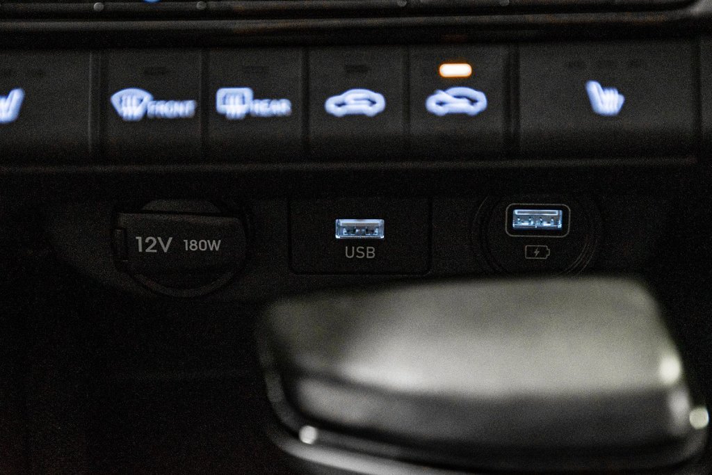 Hyundai Elantra PREFERRED TECH TOIT CAMERA CARPLAY VOLANT CHAUFFANT 2024 à Montréal, Québec - 32 - w1024h768px