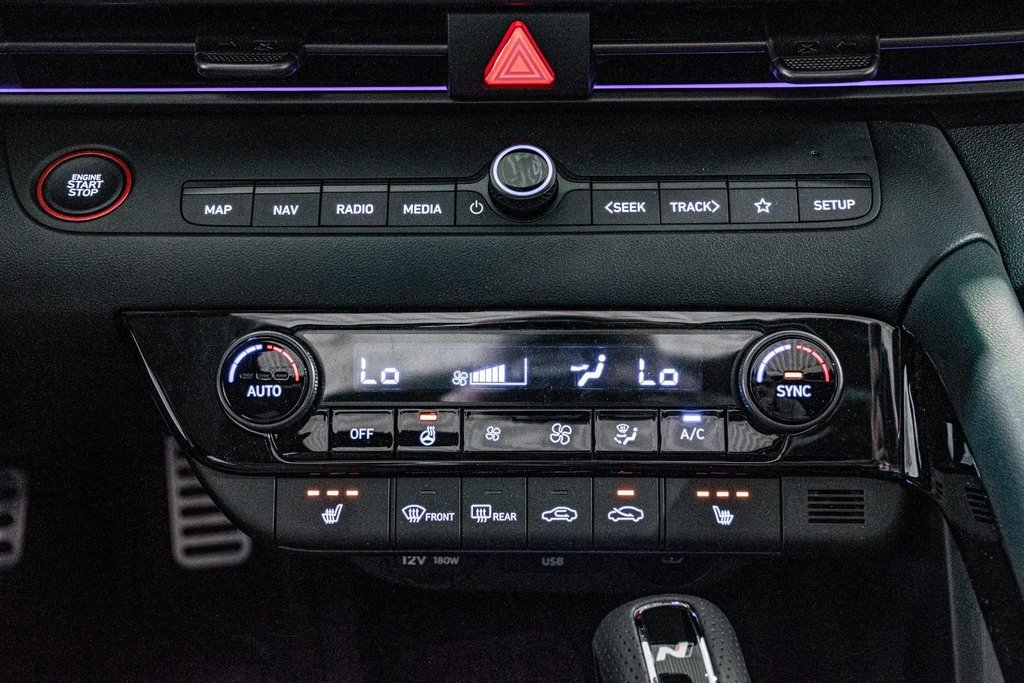 Hyundai Elantra N-LINE ULTIMATE TOIT NAVIGATION CARPLAY BOSE 2024 à Montréal, Québec - 34 - w1024h768px