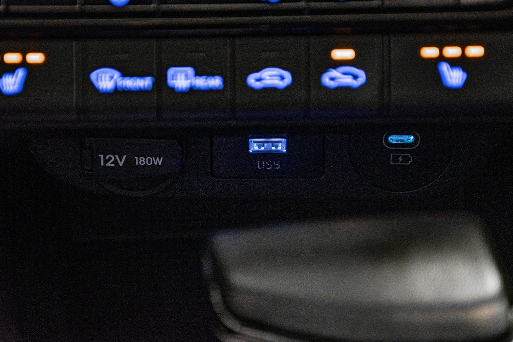 Hyundai Elantra PREFERRED TECH TOIT CAMERA CARPLAY VOLANT CHAUFFANT 2024 à Montréal, Québec - 29 - w1024h768px