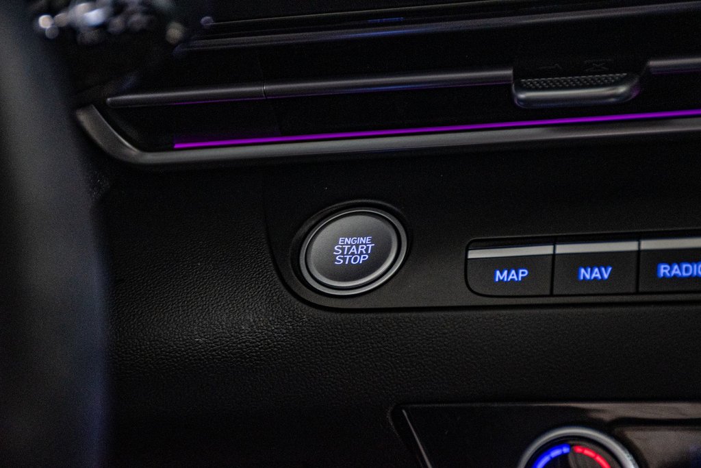 Hyundai Elantra PREFERRED TECH TOIT CAMERA CARPLAY VOLANT CHAUFFANT 2024 à Montréal, Québec - 28 - w1024h768px