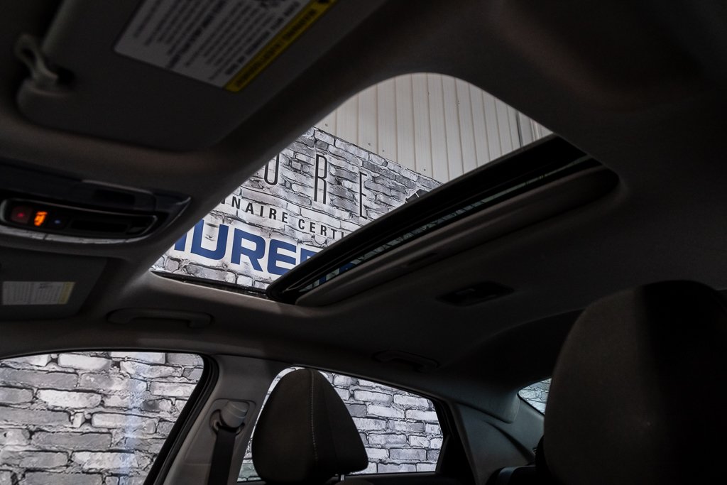 Hyundai Elantra PREFERRED TOIT OUVRANT SIEGES ET VOLANT CHAUFFANTS 2024 à Montréal, Québec - 5 - w1024h768px