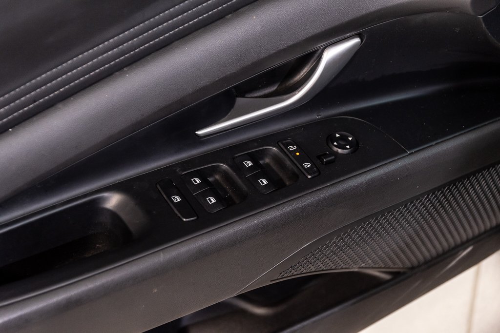 Hyundai Elantra PREFERRED TOIT OUVRANT SIEGES ET VOLANT CHAUFFANTS 2024 à Montréal, Québec - 16 - w1024h768px