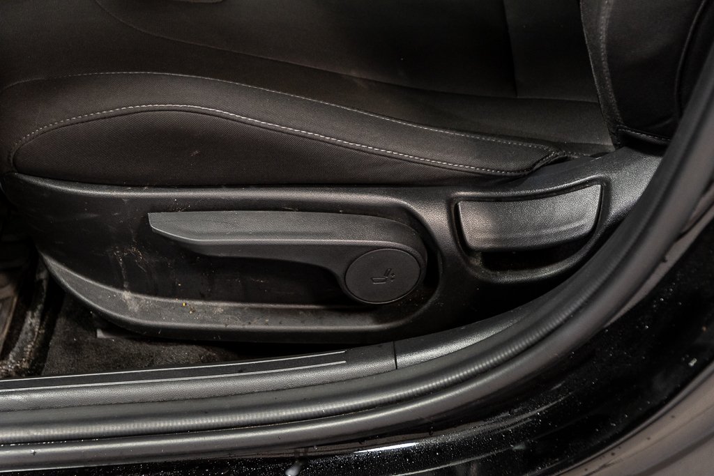 Hyundai Elantra PREFERRED TOIT OUVRANT SIEGES ET VOLANT CHAUFFANTS 2024 à Montréal, Québec - 17 - w1024h768px