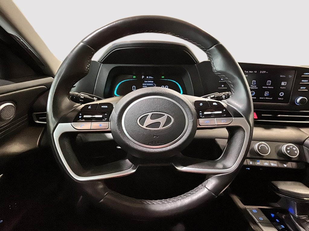 2024 Hyundai Elantra PREFERRED VOLANT CHAUFFANT CARPLAY CAMERA in Montréal, Quebec - 22 - w1024h768px