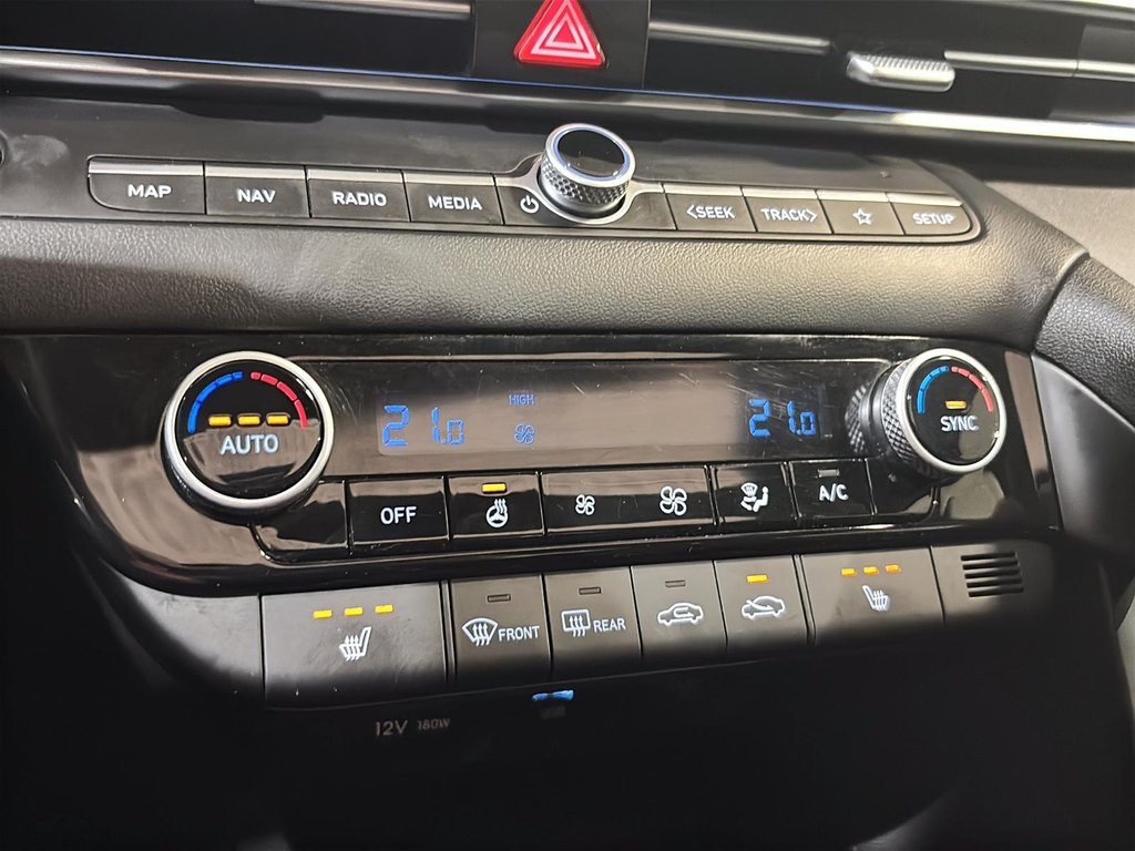 2024 Hyundai Elantra PREFERRED TECH TOIT OUVRANT CARPLAY CAMERA in Montréal, Quebec - 35 - w1024h768px