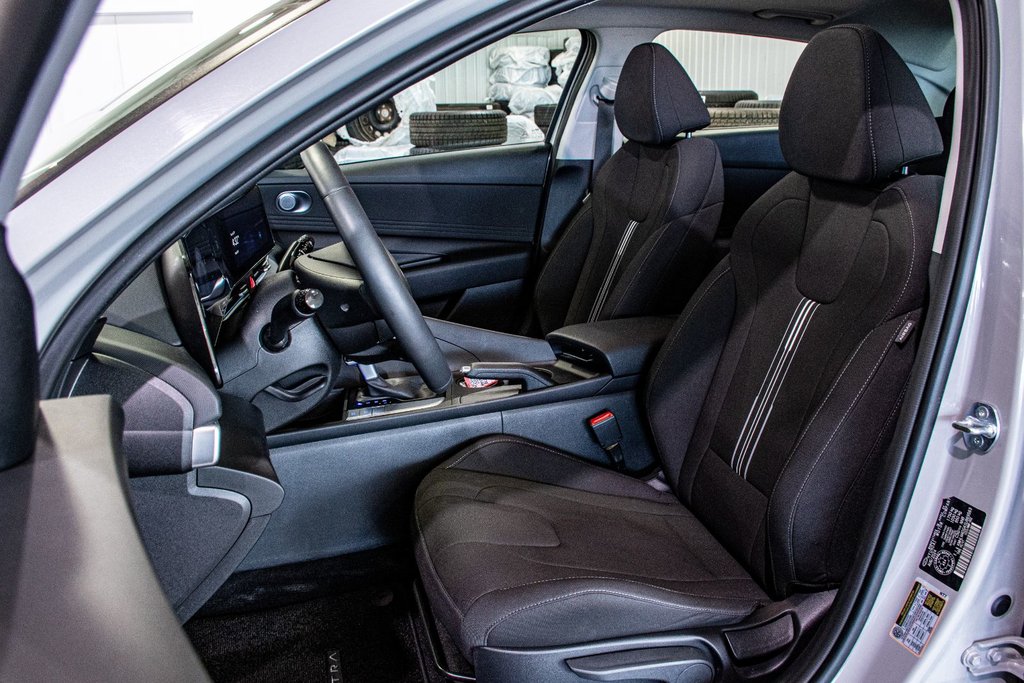 Hyundai Elantra PREFERRED SUN&TECH TOIT CARPLAY CAMERA KEYLESS MAG 2025 à Montréal, Québec - 17 - w1024h768px