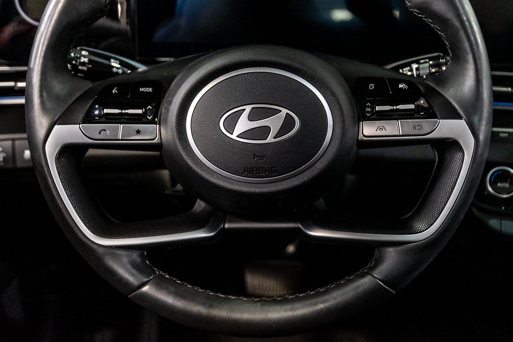 2025 Hyundai Elantra PREFERRED TECH PACKAGE TOIT CARPLAY CAMERA KEYLESS in Montréal, Quebec - 26 - w1024h768px