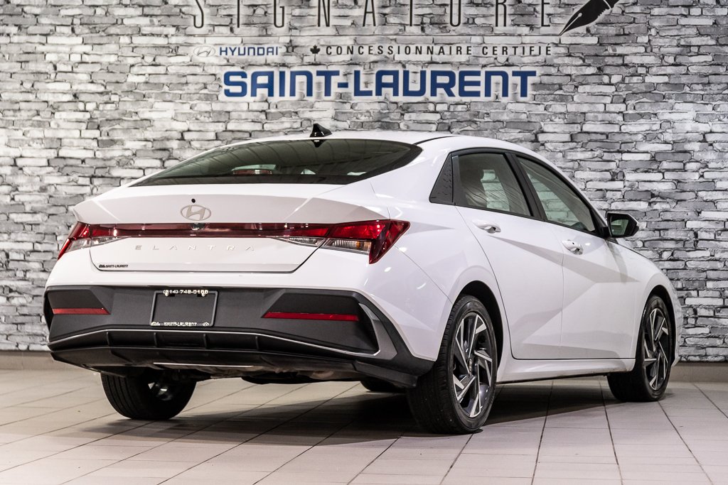 2025 Hyundai Elantra PREFERRED TECH PACKAGE TOIT CARPLAY CAMERA KEYLESS in Montréal, Quebec - 16 - w1024h768px