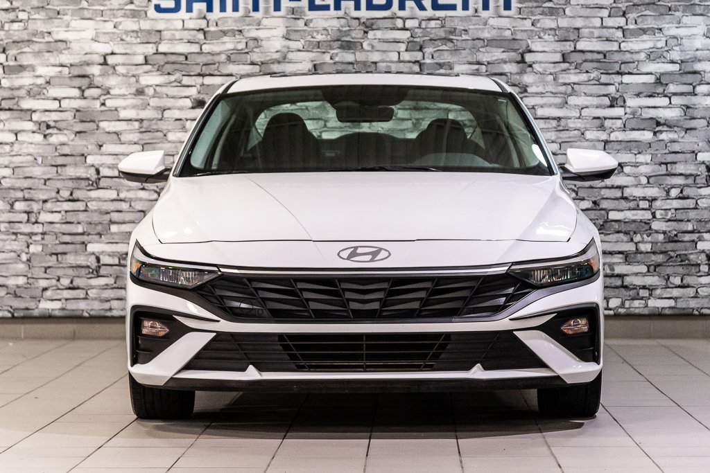 2025 Hyundai Elantra PREFERRED TECH PACKAGE TOIT CARPLAY CAMERA KEYLESS in Montréal, Quebec - 10 - w1024h768px