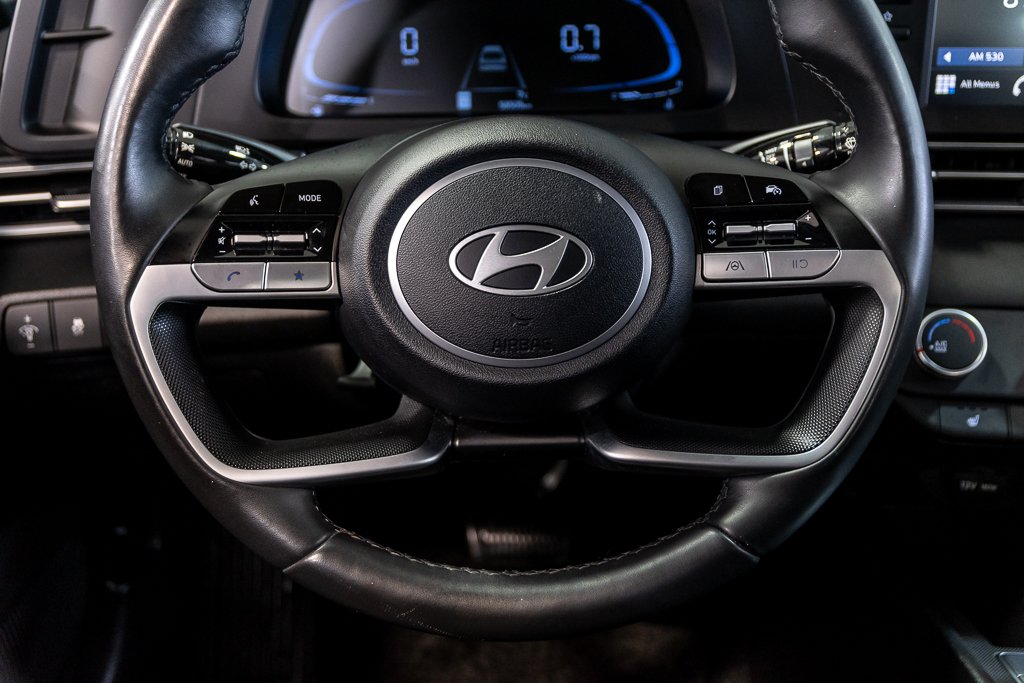 Hyundai Elantra PREFERRED CARPLAY CAMERA KEYLESS  VOLANT CHAUFFANT 2025 à Montréal, Québec - 8 - w1024h768px