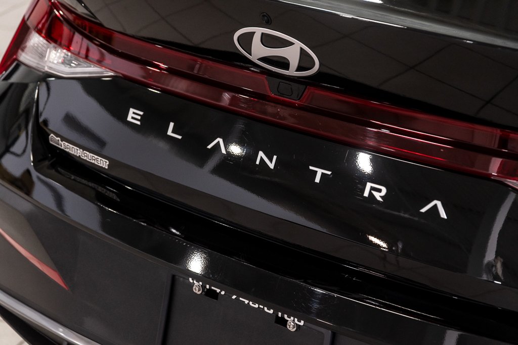 Hyundai Elantra PREFERRED CARPLAY CAMERA KEYLESS  VOLANT CHAUFFANT 2025 à Montréal, Québec - 14 - w1024h768px