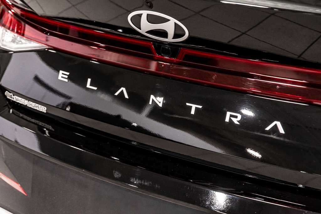 2025 Hyundai Elantra PREFERRED CARPLAY CAMERA KEYLESS  VOLANT CHAUFFANT in Montréal, Quebec - 13 - w1024h768px
