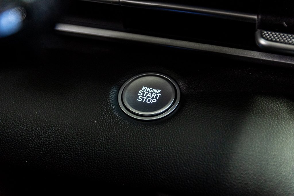 2025 Hyundai Elantra PREFERRED CARPLAY CAMERA KEYLESS  VOLANT CHAUFFANT in Montréal, Quebec - 30 - w1024h768px