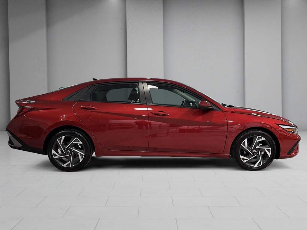 2025 Hyundai Elantra PREFERRED TECH TOIT VOLANT CHAUFFANT CARPLAY CAM. in Montréal, Quebec - 11 - w1024h768px