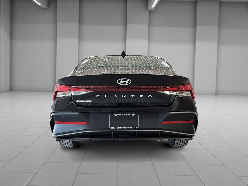 Hyundai Elantra PREFERRED TECH TOIT VOLANT CHAUFFANT CARPLAY CAM. 2025 à Montréal, Québec - 7 - w1024h768px