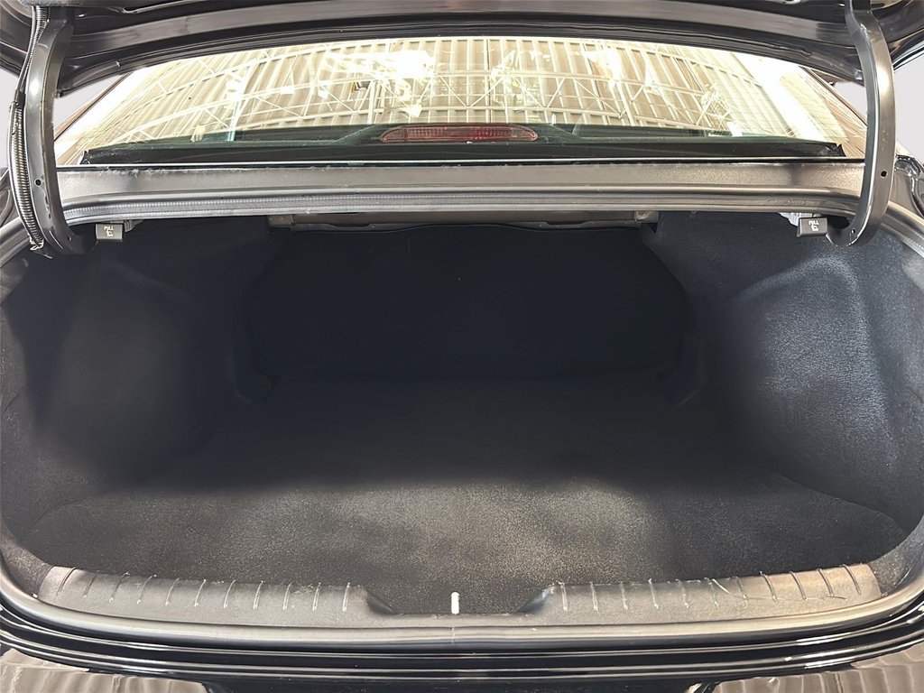 Hyundai Elantra PREFERRED TECH TOIT VOLANT CHAUFFANT CARPLAY CAM. 2025 à Montréal, Québec - 8 - w1024h768px