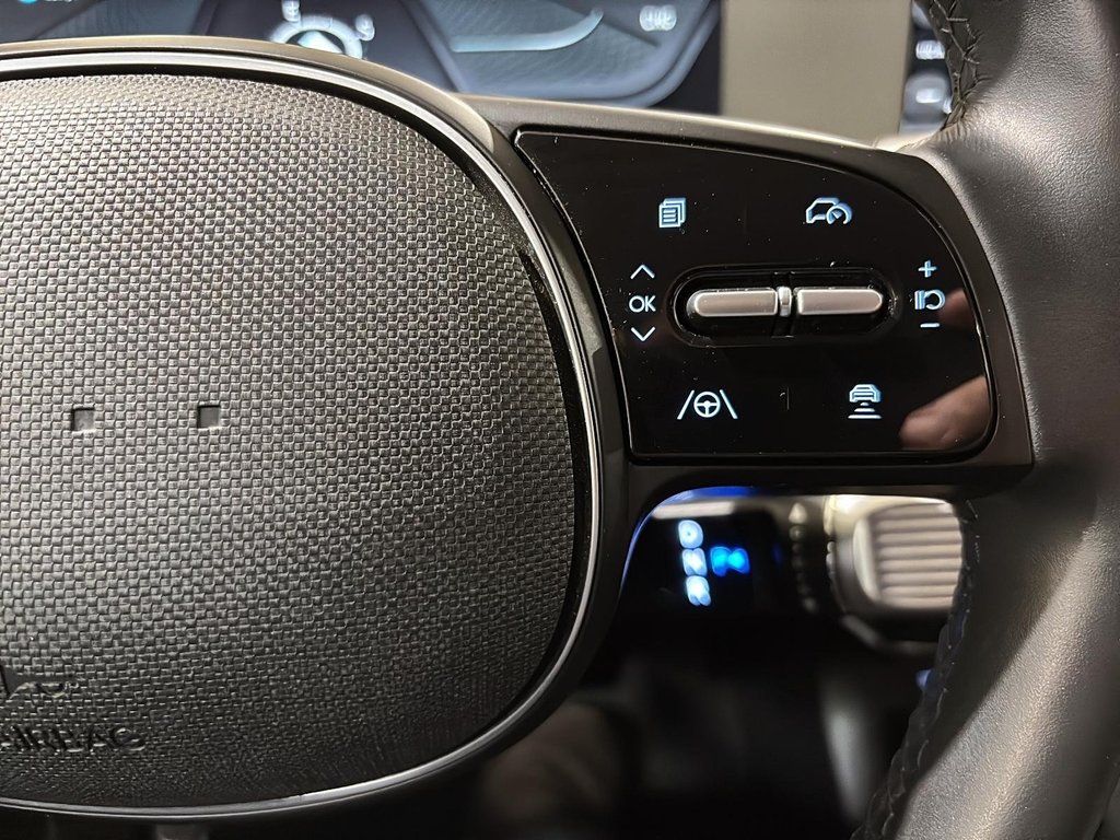 Hyundai IONIQ 5 AWD ULTIMATE PACKAGE LONG RANGE CUIR 2023 à Montréal, Québec - 24 - w1024h768px