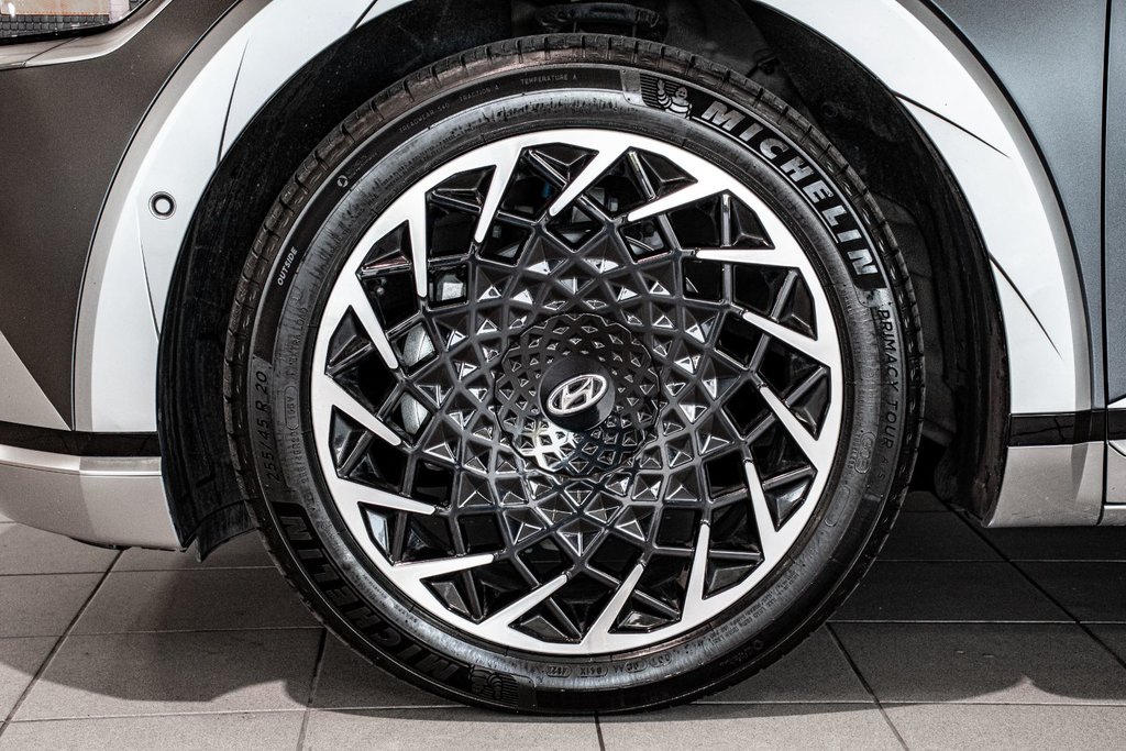 Hyundai Ioniq 5 ULTIMATE LONG RANGE AWD BOSE CUIR CAM360 TOIT PANO 2024 à Montréal, Québec - 7 - w1024h768px