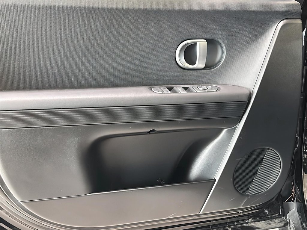 2024 Hyundai Ioniq 5 PREFERRED LONG RANGE RWD NAVI CAMERA BLUELINK in Montréal, Quebec - 17 - w1024h768px