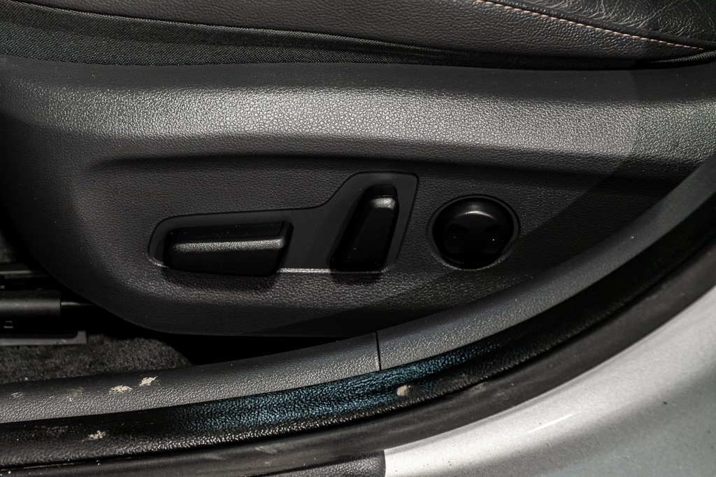 Hyundai Ioniq Electric LIMITED TOIT OUVRANT CUIR NAVIGATION INFINITY 2017 à Montréal, Québec - 18 - w1024h768px