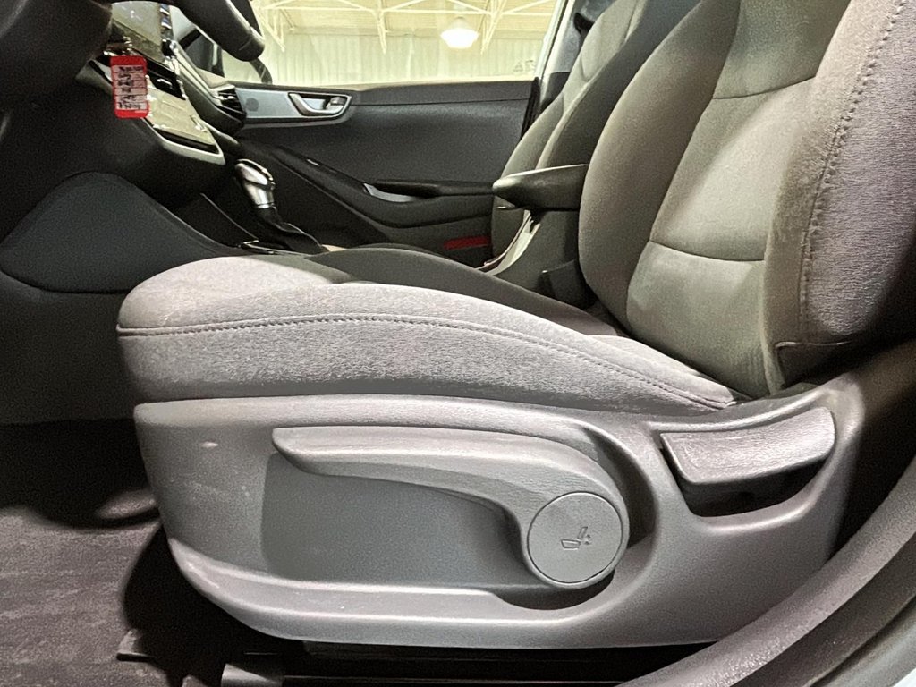 2021 Hyundai Ioniq Hybrid ESSENTIAL HYBRID CARPLAY SIEGES CHAUFFANTS CAMERA in Montréal, Quebec - 17 - w1024h768px