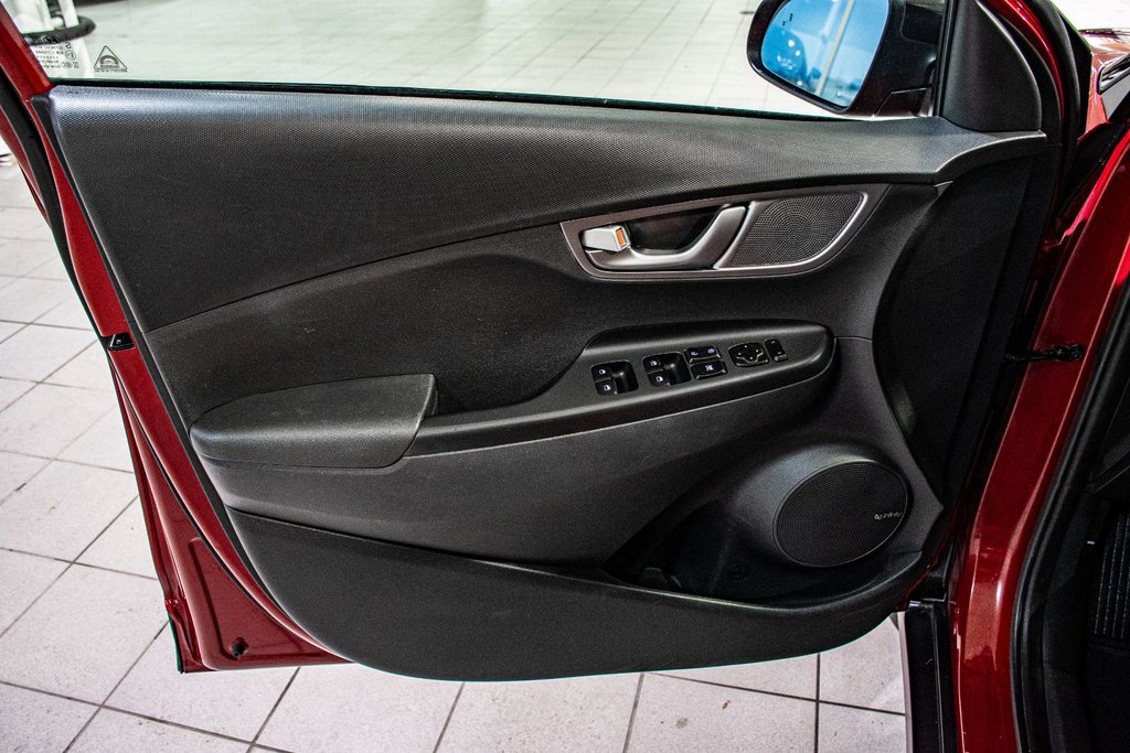 Hyundai KONA ELECTRIC PREFERRED TWO/TONE CAM KEYLESS CARPLAY MAGS 2021 à Montréal, Québec - 20 - w1024h768px