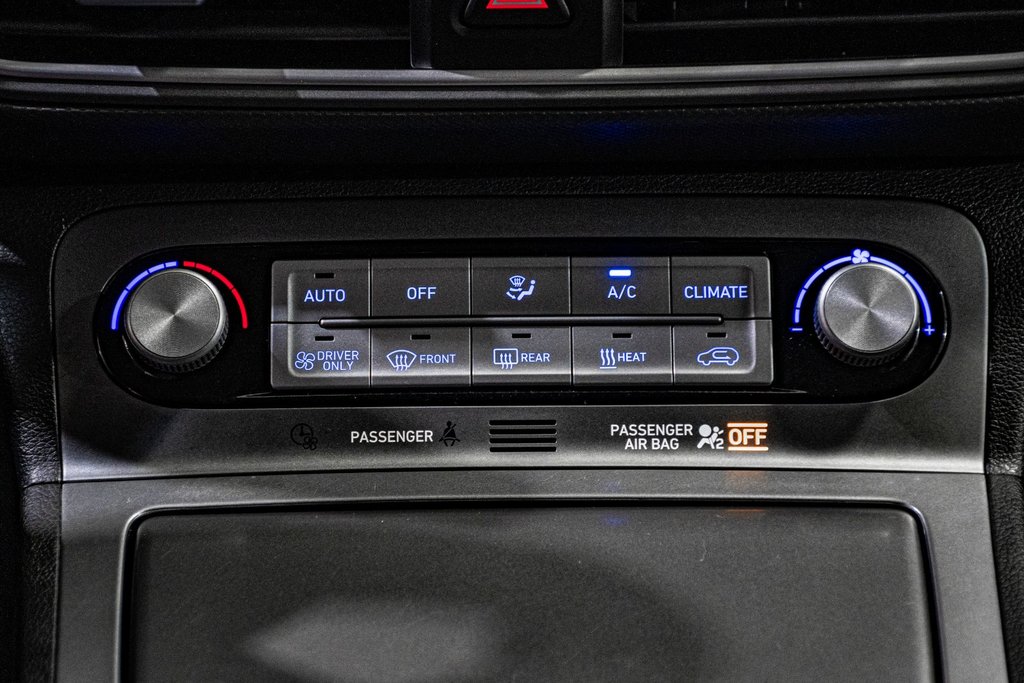 Hyundai KONA ELECTRIC PREFERRED TWO/TONE CAM KEYLESS CARPLAY MAGS 2021 à Montréal, Québec - 29 - w1024h768px