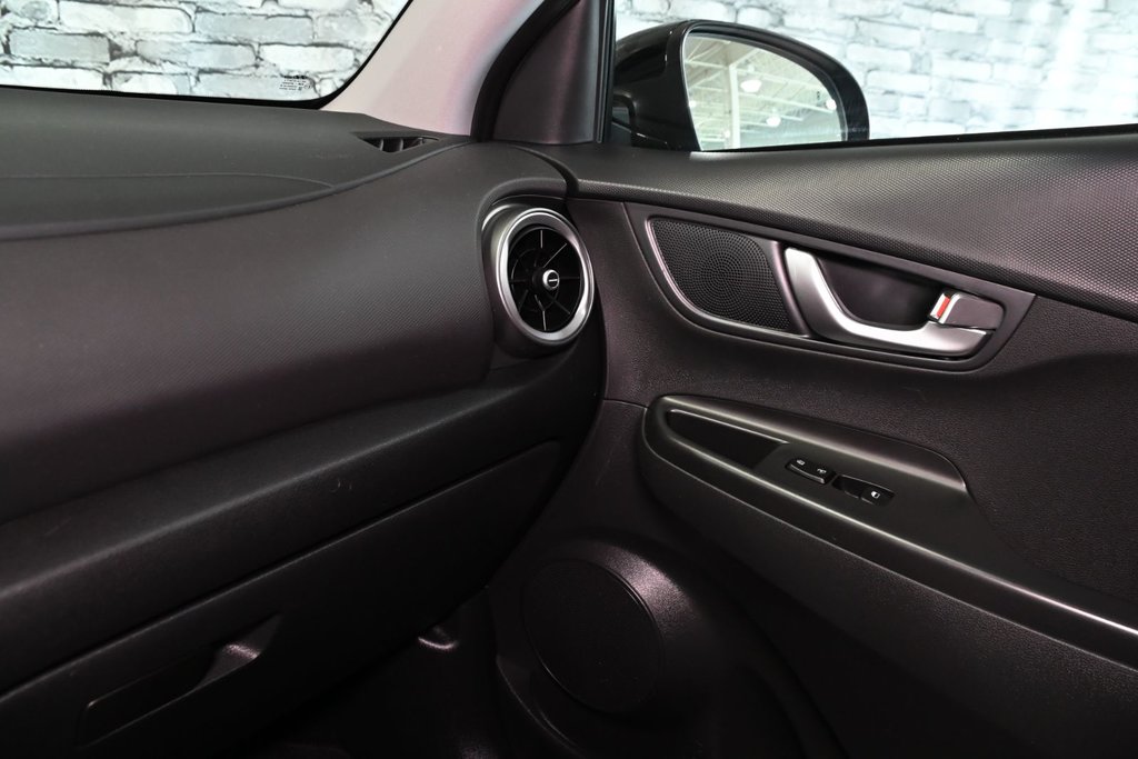 2023 Hyundai KONA ELECTRIC PREFERRED NAVIGATION CAMERA CARPLAY BLUELINK MAGS in Montréal, Quebec - 24 - w1024h768px