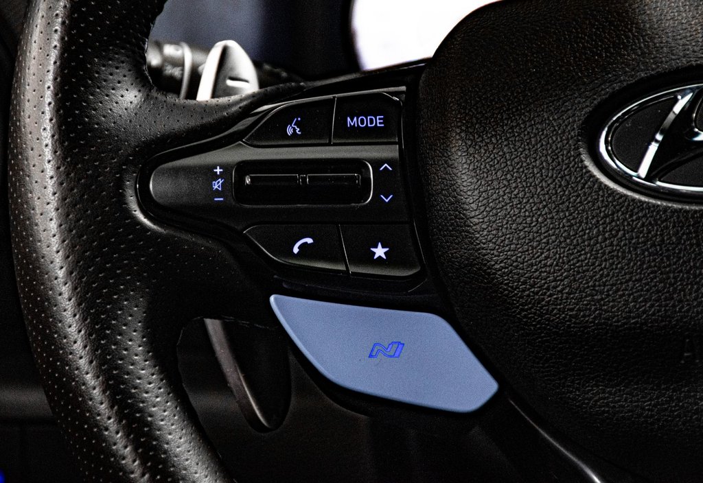 Hyundai Kona N N 276 HP NAV HARMAN-KARDON CAMERA CARPLAY KEYLESS 2023 à Montréal, Québec - 38 - w1024h768px
