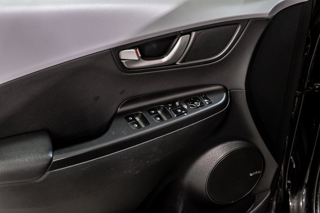 Hyundai Kona ULTIMATE AWD TOIT OUVRANT NAVIGATION BLUELINK CUIR 2018 à Montréal, Québec - 17 - w1024h768px