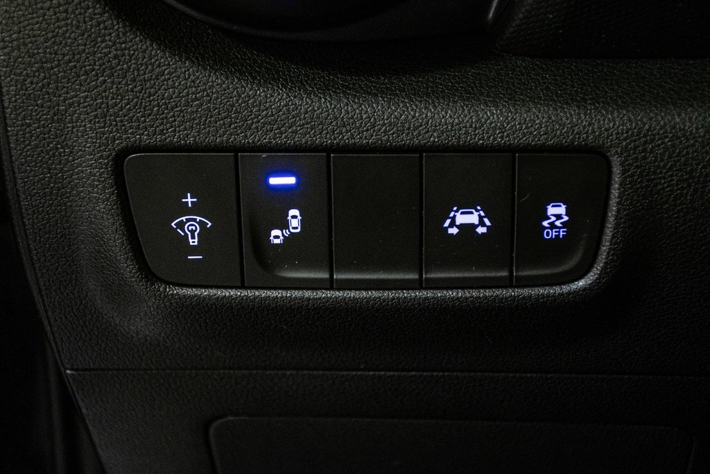 Hyundai Kona LUXURY AWD TOIT CUIR CARPLAY SIEGE CHAUFFANT 2020 à Montréal, Québec - 38 - w1024h768px