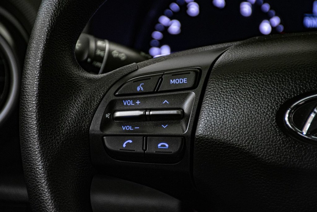 2020 Hyundai Kona ESSENTIAL A/C SIEGES CHAUFFANTS CAMERA CARPLAY in Montréal, Quebec - 32 - w1024h768px
