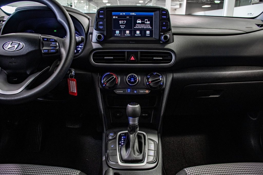 2020 Hyundai Kona ESSENTIAL A/C SIEGES CHAUFFANTS CAMERA CARPLAY in Montréal, Quebec - 21 - w1024h768px