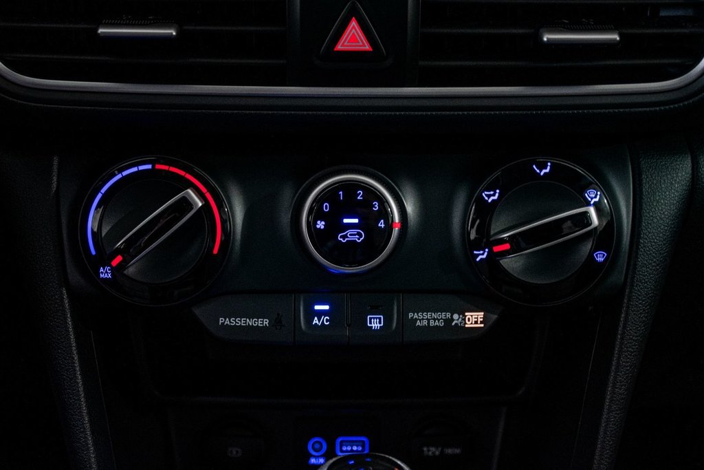 2020 Hyundai Kona ESSENTIAL A/C SIEGES CHAUFFANTS CAMERA CARPLAY in Montréal, Quebec - 27 - w1024h768px