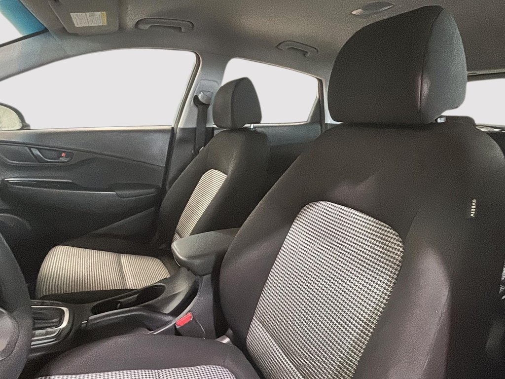 Hyundai Kona ESSENTIEL SIEGES CHAUFFANTS CARPLAY CAMERA MAGS 2021 à Montréal, Québec - 19 - w1024h768px