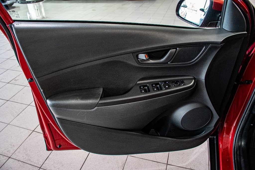 Hyundai Kona PREFERRED SUN&LEATHER AWD TOIT OUVRANT CUIR CAMERA 2022 à Montréal, Québec - 22 - w1024h768px